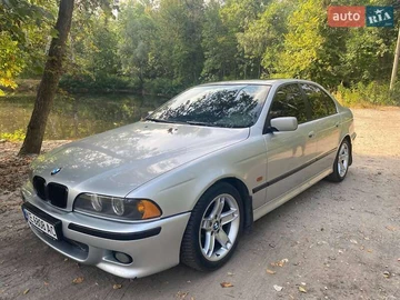 Авто BMW 5 Series 2001 № 7889434