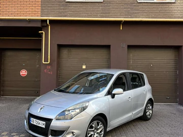 Авто Renault Scenic 2011 № 7889464