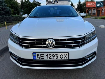 Авто Volkswagen Passat 2016 № 7889483