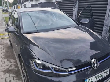 Авто Volkswagen E-Golf 2020 № 7889485