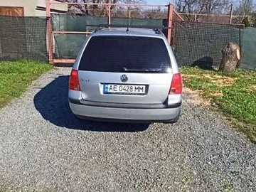 Авто Volkswagen Golf 2000 № 7889506