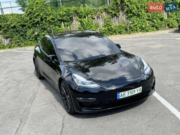 Авто Tesla Model 3 2018 № 7889560
