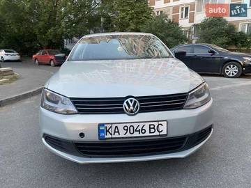 Авто Volkswagen Jetta 2012 № 7889678