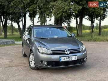 Авто Volkswagen Golf 2010 № 7889679