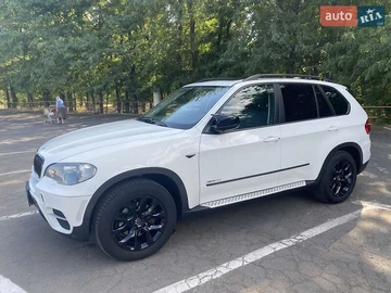 Авто BMW X5 2010 № 7889692