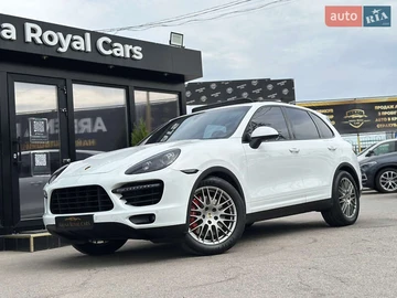 Авто Porsche Cayenne 2012 № 7889703