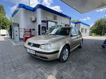 Авто Volkswagen Golf 2000 № 7889779