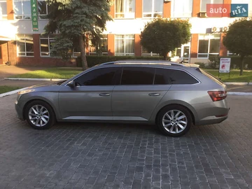 Авто Skoda Superb 2016 № 7889957