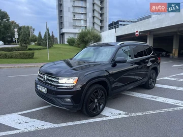 Авто Volkswagen Atlas 2018 № 7890000