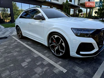 Авто Audi Rs Q8 2020 № 7890039