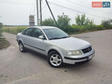 Авто Volkswagen Passat 1999 № 7890074