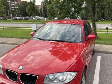 Авто BMW 1 Series 2005 № 7890149