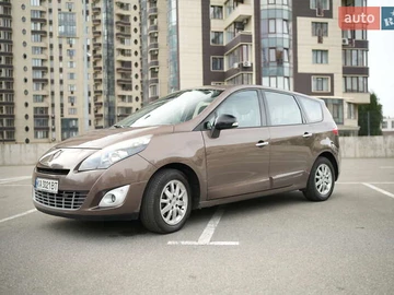 Авто Renault Scenic 2011 № 7890175