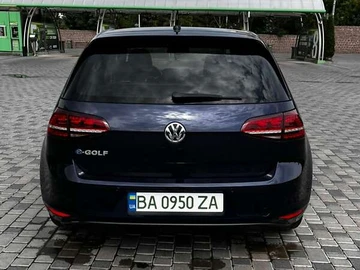 Авто Volkswagen E-Golf 2015 № 7890265