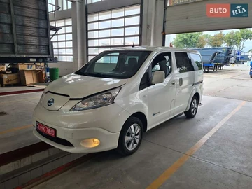 Авто Nissan E-Nv200 2018 № 7890340