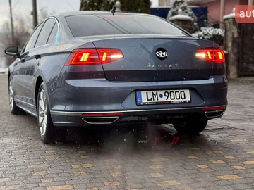 Авто Volkswagen Passat 2015 № 7890379