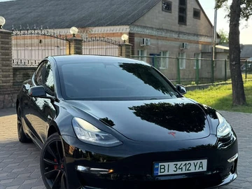 Авто Tesla Model 3 2019 № 7890408