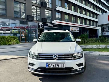 Авто Volkswagen Tiguan 2018 № 7890474