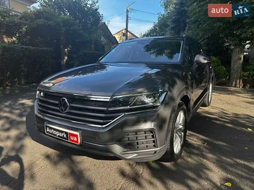 Авто Volkswagen Touareg 2021 № 7890499