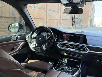 Авто BMW X7 2019 № 7890513