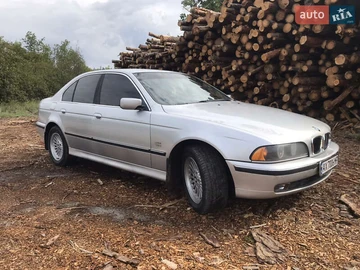 Авто BMW 5 Series 2000 № 7890580