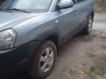 Авто Hyundai Tucson 2005 № 7890685