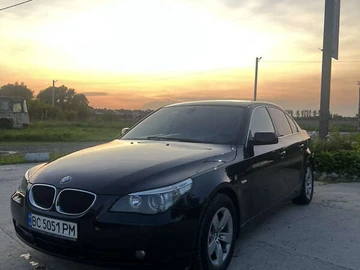 Авто BMW 5 Series 2004 № 7890695
