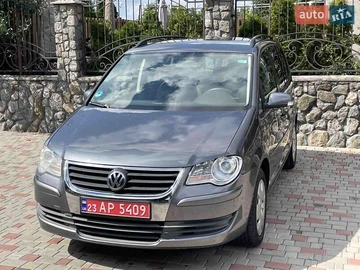 Авто Volkswagen Touran 2009 № 7890730