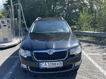 Авто Skoda Superb 2012 № 7890827