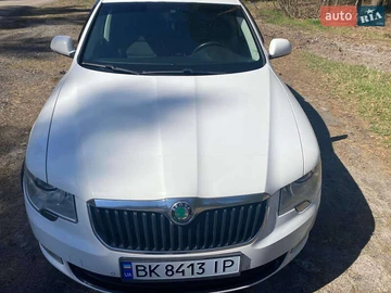 Авто Skoda Superb 2012 № 7890829