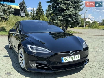 Авто Tesla Model S 2016 № 7890886