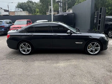 Авто BMW 7 Series 2009 № 7890938