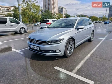 Авто Volkswagen Passat 2017 № 7890967