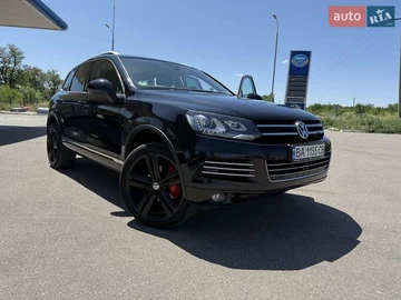 Авто Volkswagen Touareg 2014 № 7890988