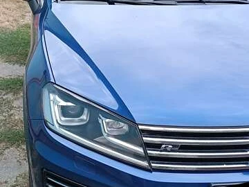 Авто Volkswagen Touareg 2015 № 7891007