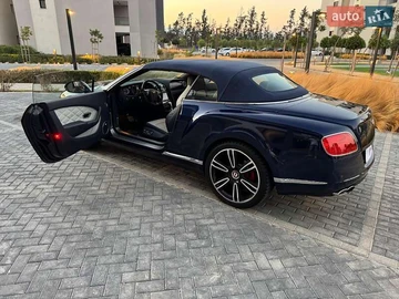 Авто Bentley Continental Gt 2013 № 7891077