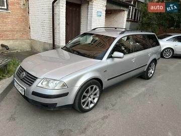 Авто Volkswagen Passat 2001 № 7891151