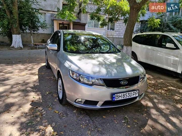 Авто KIA Cerato 2009 № 7891313