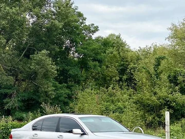 Авто BMW 7 Series 2002 № 7891337