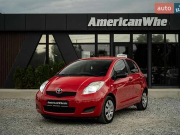 Авто Toyota Yaris 2011 № 7891343