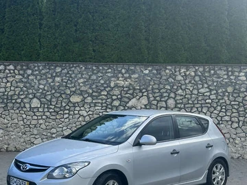 Авто Hyundai I30 2010 № 7891345