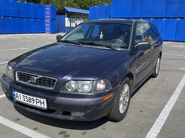 Авто Volvo V40 2004 № 7891912