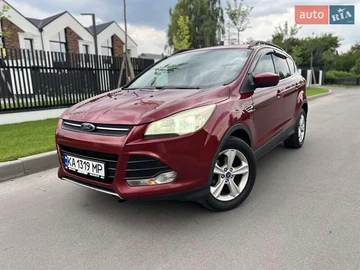 Авто Ford Escape 2013 № 7892185