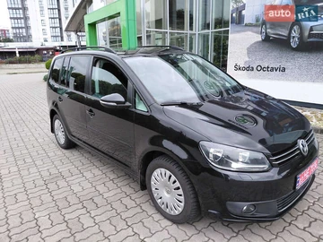 Авто Volkswagen Touran 2011 № 7892254