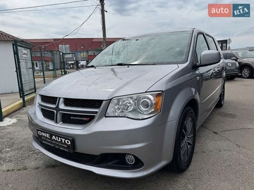 Авто Dodge Grand Caravan 2017 № 7892368