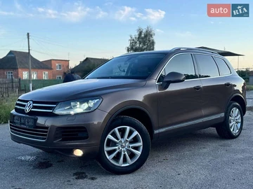 Авто Volkswagen Touareg 2012 № 7892425