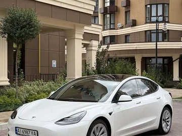 Авто Tesla Model 3 2021 № 7892461
