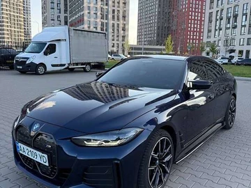 Авто BMW I4 2023 № 7892478