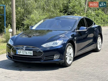 Авто Tesla Model S 2013 № 7892547