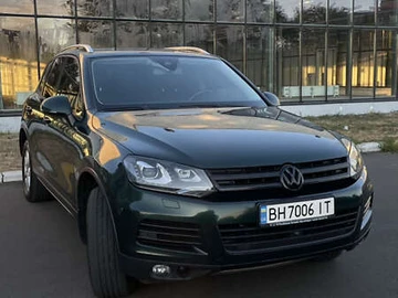 Авто Volkswagen Touareg 2012 № 7892749